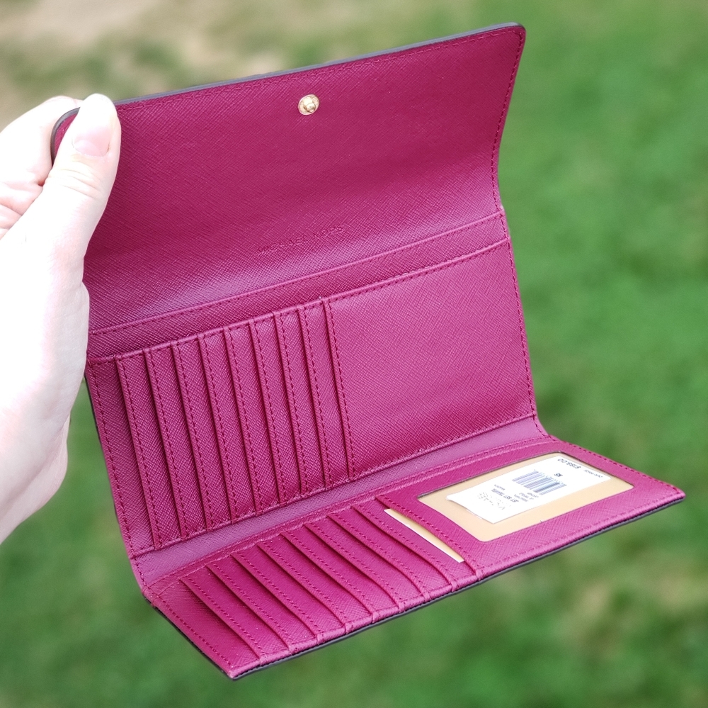 ⚠️LAST 1⚠️ Michael Kors Jet Set LG Tri Fold Wallet - Picture 3 of 5